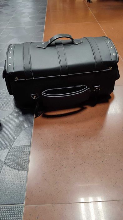 Нови кожен куфар дисаги за чопър рокер мотор мото багаж нови кожени