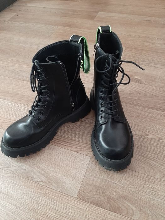 Новые ботиночки-берцы