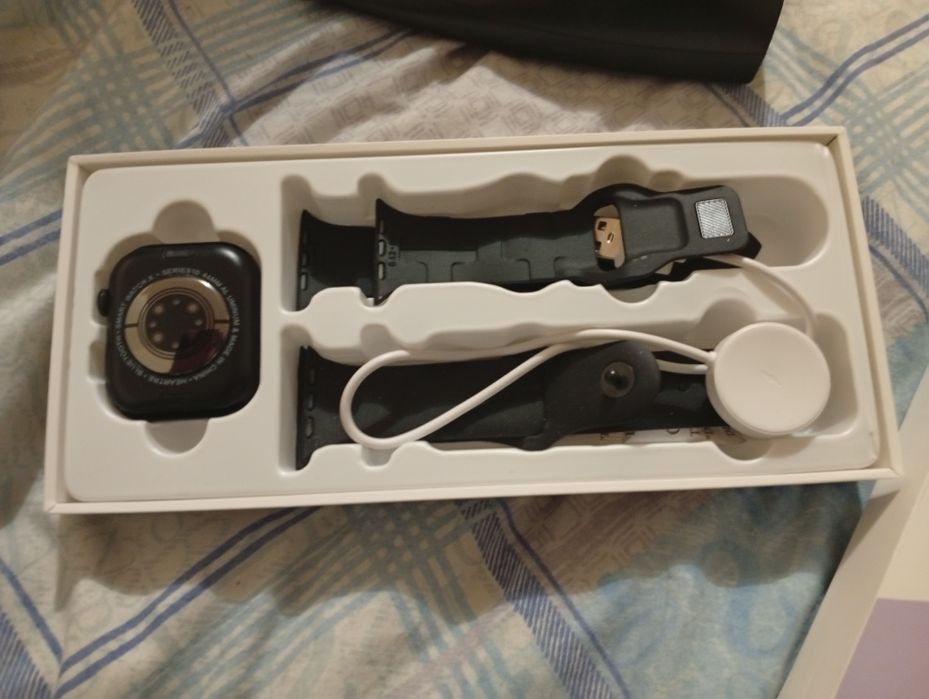 Смарт часы продам