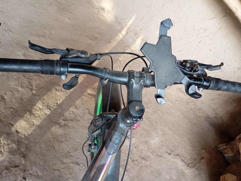 Velosiped sotiladi narxi 900,000 ming sôm