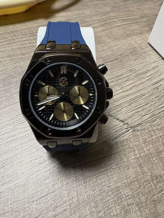 Чисто нов часовник