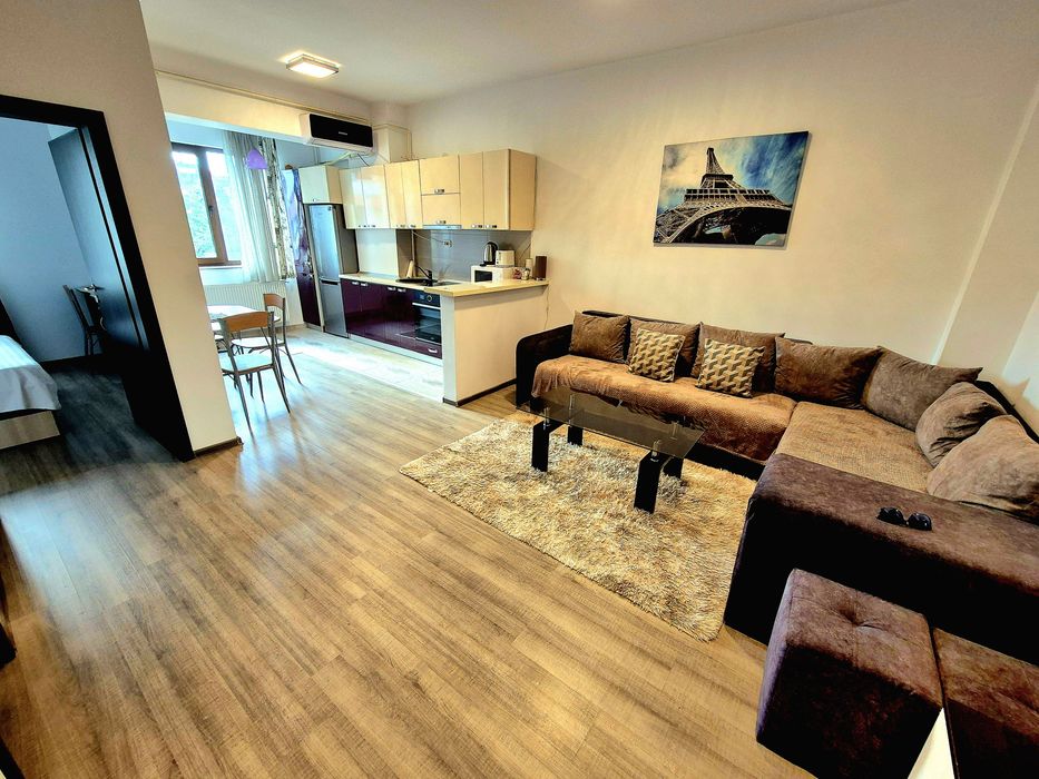 Regim hotelier, Lazar Residence. Palas.Centru Mitropolie