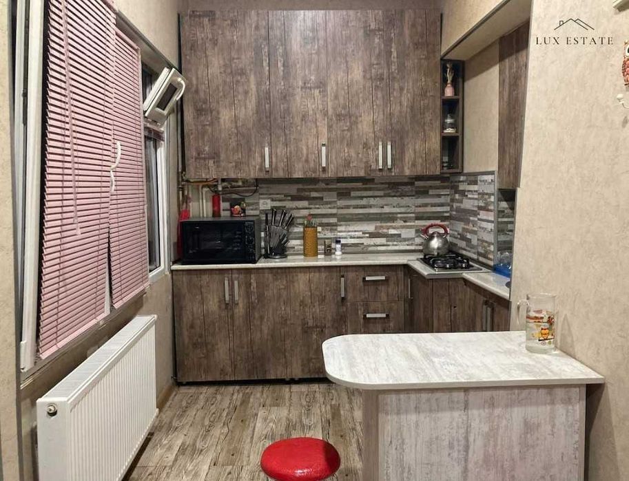 Продава се Двустаен апартамент в София, Студентски град - 63 кв.м за 2096 €/кв.м - Снимка #2