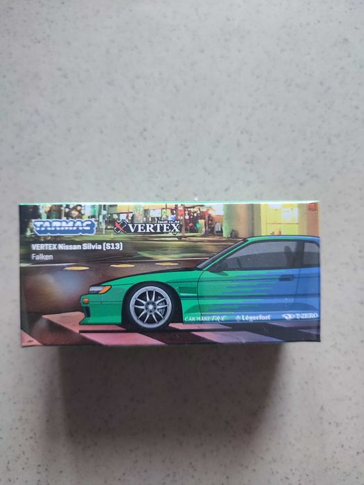 Tarmac Works, Poprace, Tomica