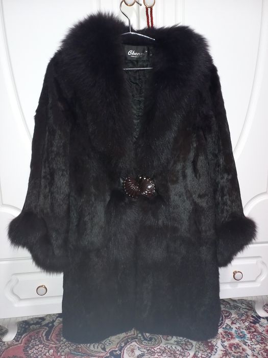 Shuba sotiladi (naturalniy mehlari)