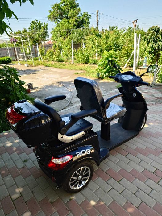 Triciclu electric T409, V-Klass 4.