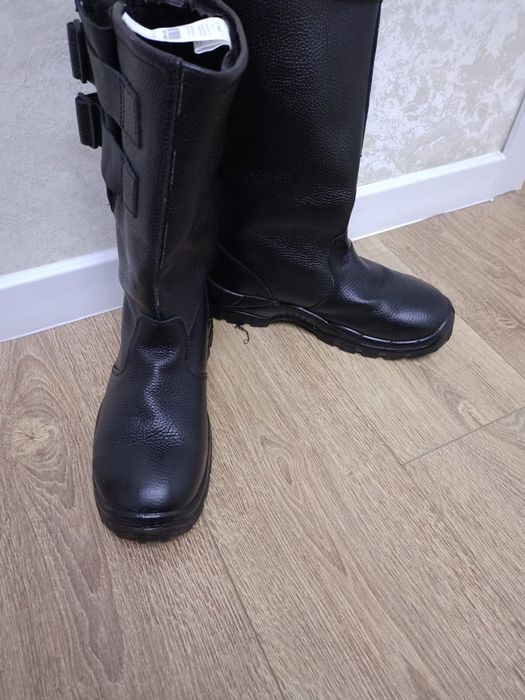 Сапоги новые зимний
