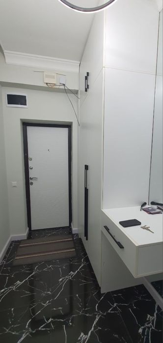 Сдается 2 х комн квартира на Янгихаетском районе! На длительный срок!