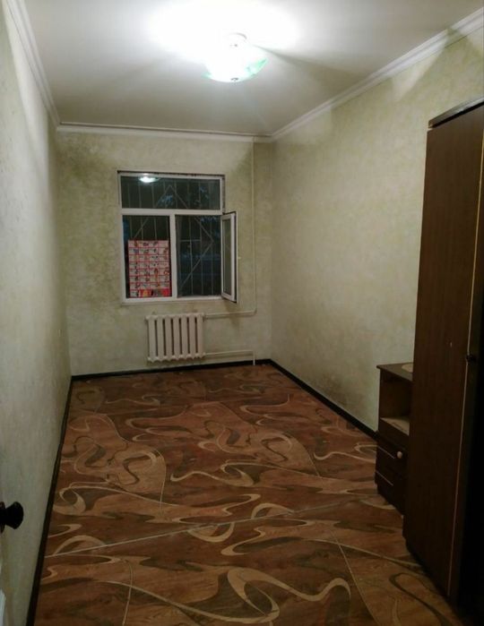 Продаётся Юнусабад 11 квл, 2/1/4 Метро