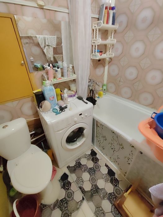 1-комн (1-64, 2 этаж)