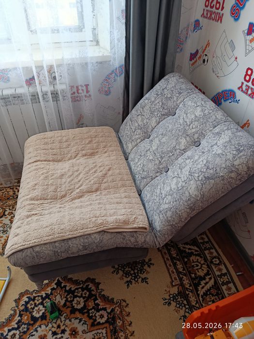Продам 2 кресла (раскладной)
