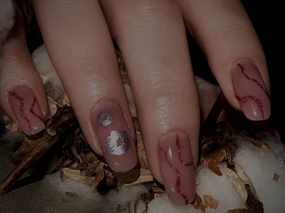 Unghii cu gel/oja semipermanenta