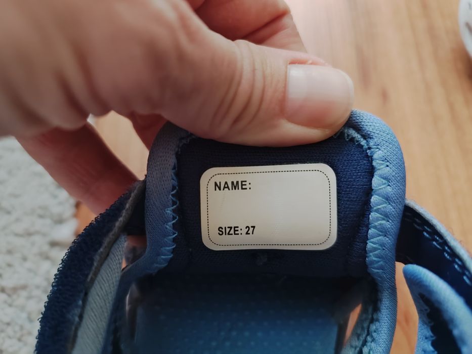 Детски светещи сандали, размер 27