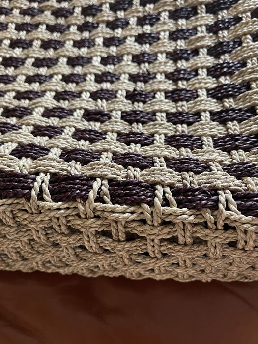 Плетена кошница,нова,цена 25 лв.