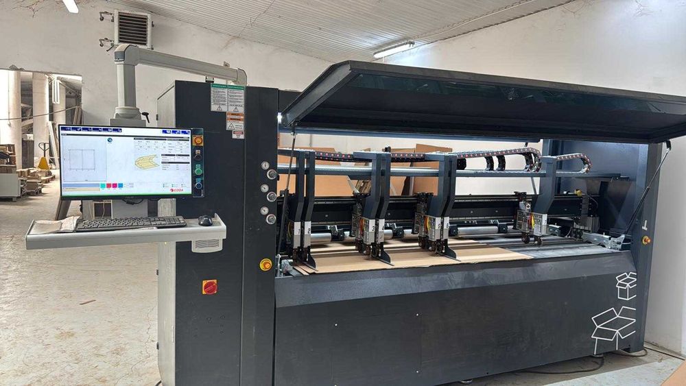 Masina automata de facut cutii carton