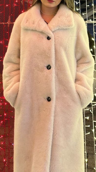 Стильная эко-шуба (пальто) в идеальном состоянии