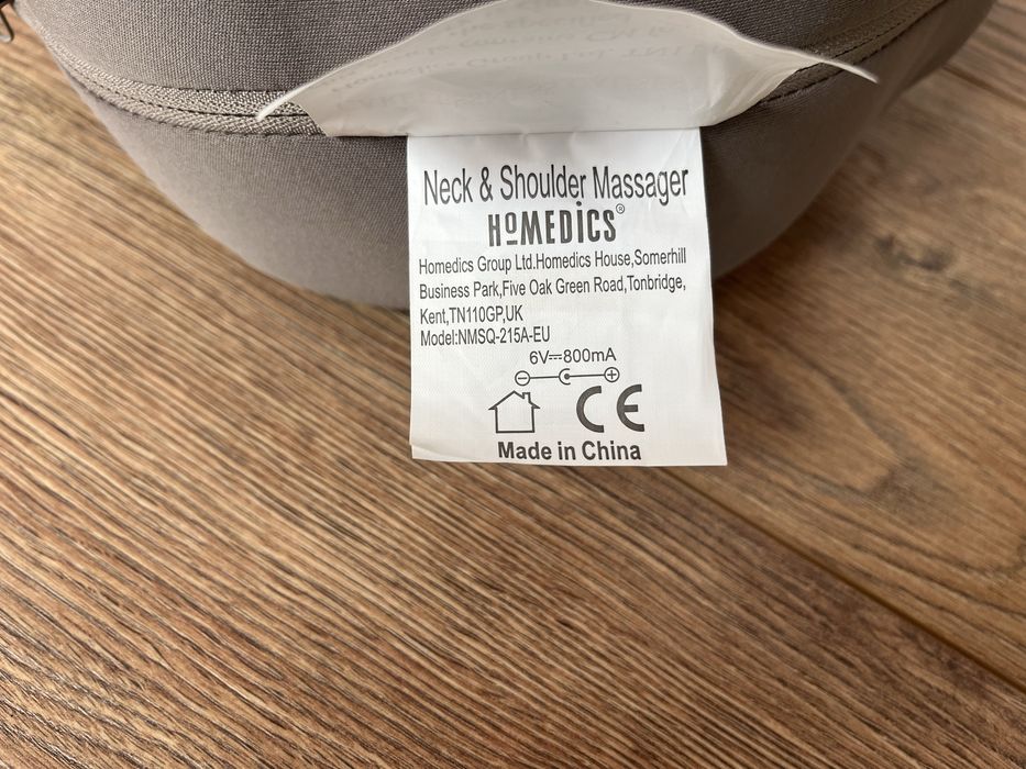 Масажор за врат с подгрев