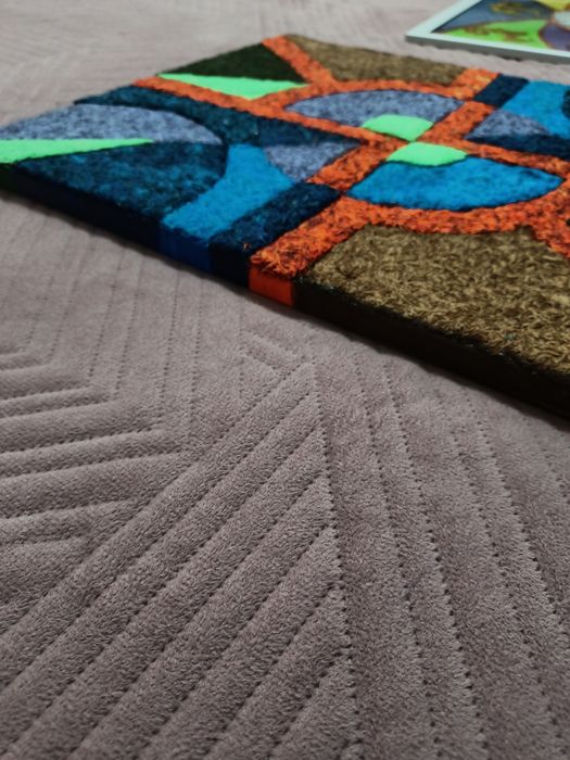 Абстрактная картина из нитей