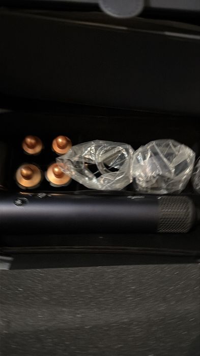 Продам Dyson оригинал