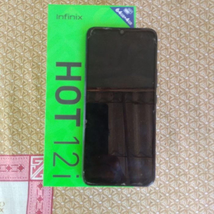 Infinix hot 12i sirochna sotiladi