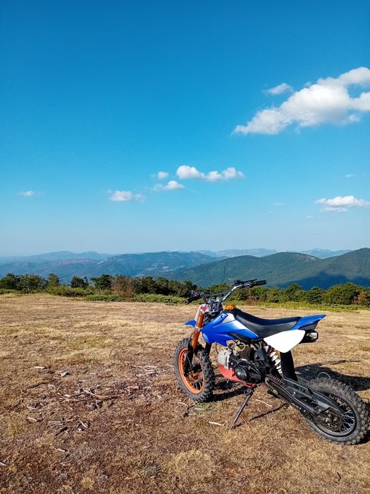 Продавам кросов мотор