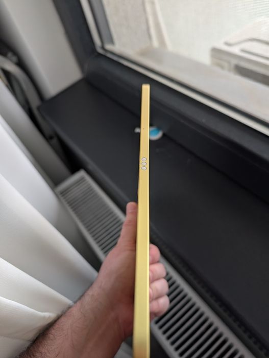 Apple Ipad generația 10 93% Yellow