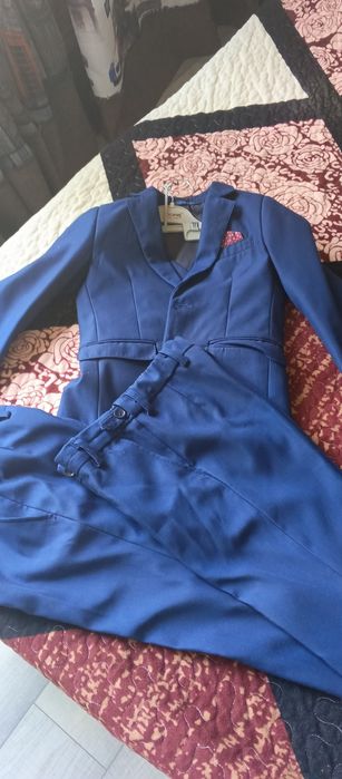 Школьный костюм на мальчика