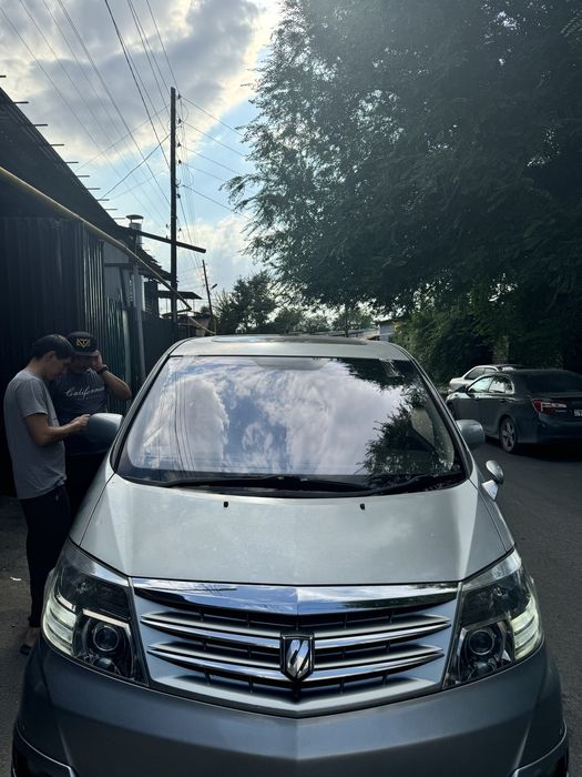 Автостекла на Альфард 10/20 оригинал