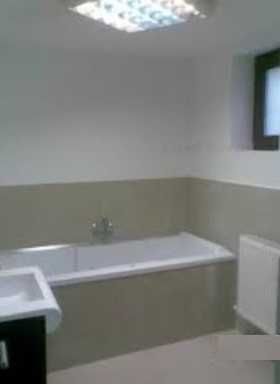 Cotroceni spatiu comercial / apartament 5 camere, 106mp, 2 bai, centrala, fara Risc, fara legea 112, Loc Parcare, demisol inalt