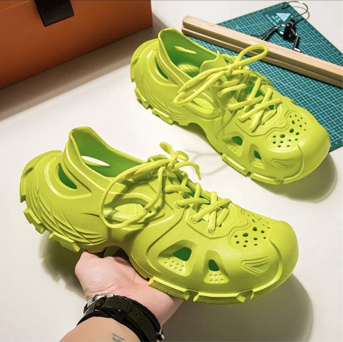 Мужские шлепанцы