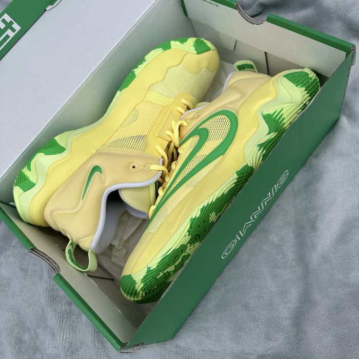 Pantofi Sport Giannis Immortality 3 Soft Yellow