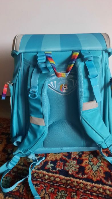 Продам       ранец      для          школьников