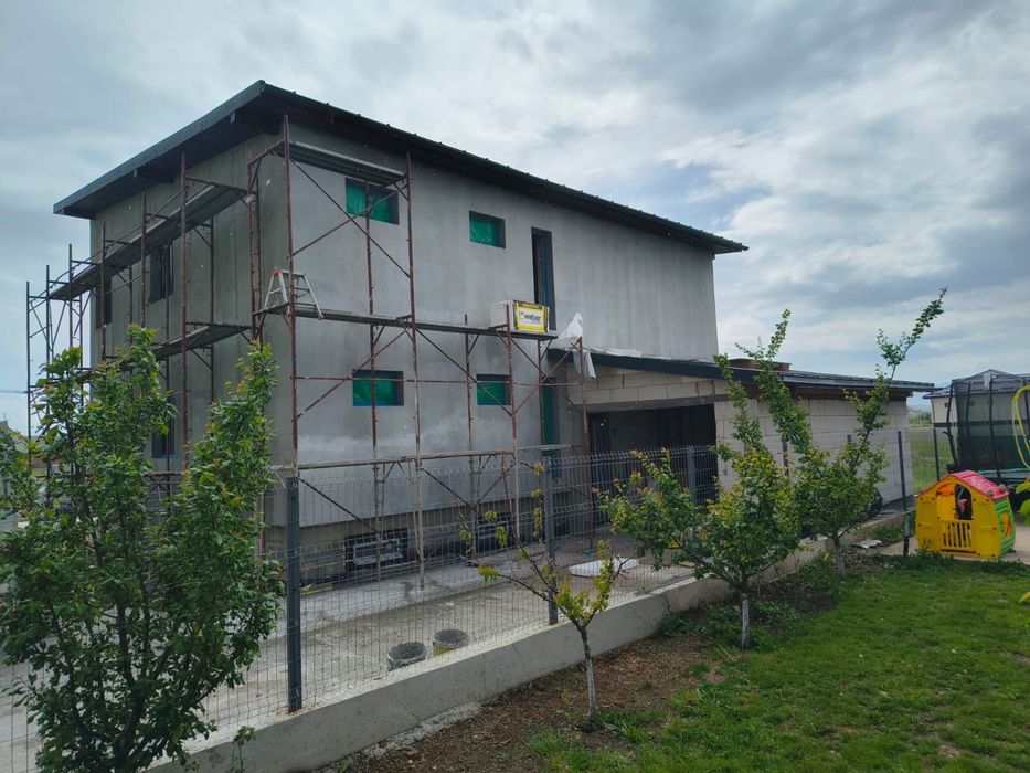 Vand casa Personalizabila langa Cluj 345 mp/5 arii