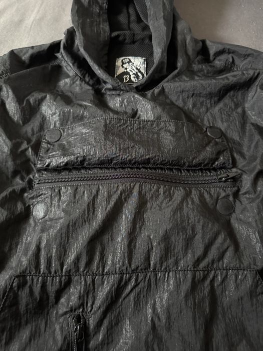 Ветровка на Luda