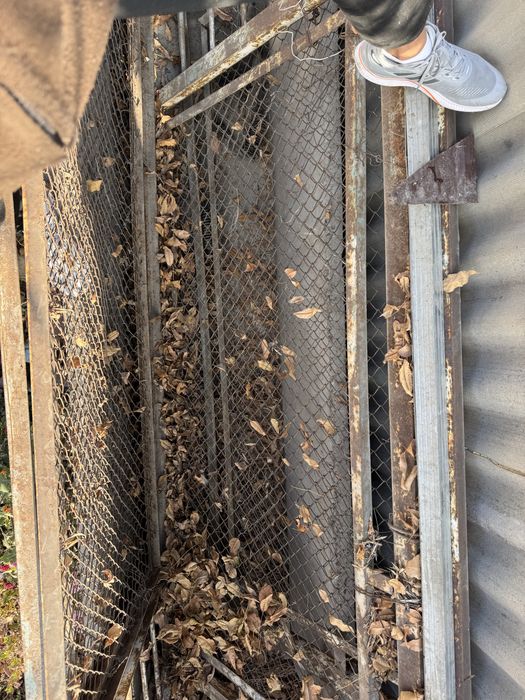 Железные варота, уголки