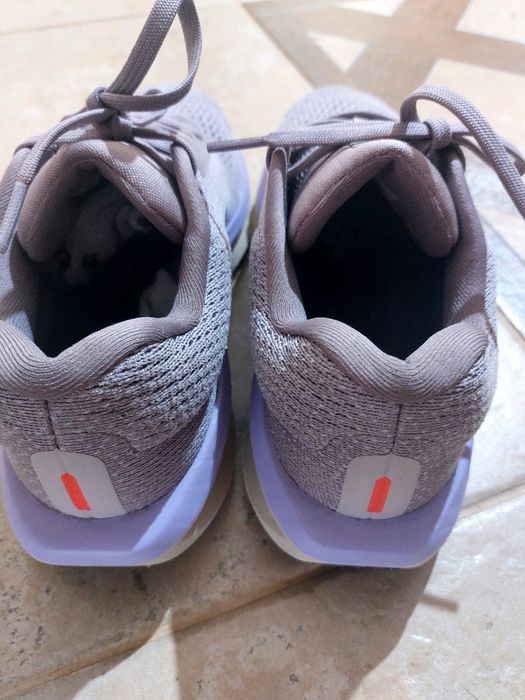 Маратонки Nike, 37,1/2