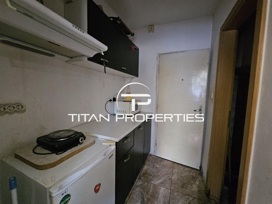 Продава се Едностаен апартамент в Варна, Левски - 20 кв.м за 2925 €/кв.м - Снимка #3