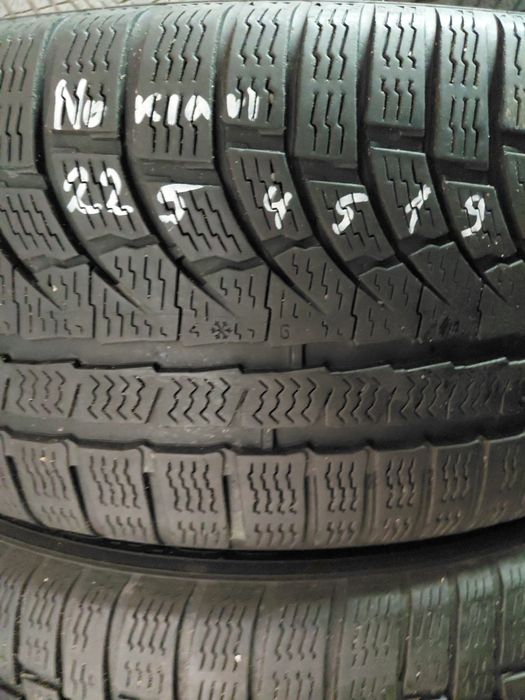 225/45/19" Nokian 4бр.гуми