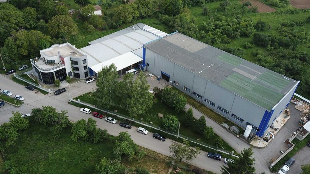 Дава се под наем Промишлена сграда в с. Гърляно, Област Кюстендил - 3610 кв.м за 7220 € - Снимка #5