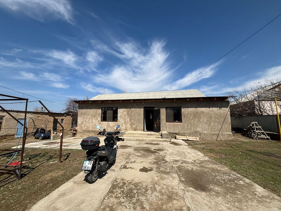 Продается дом, участок 9 соток