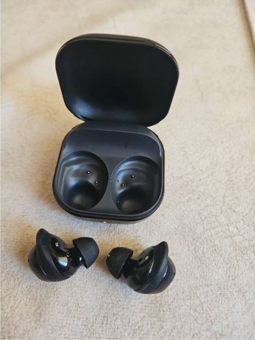 Продаются наушники Samsung Galaxy Buds Core