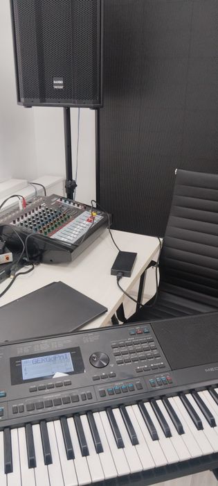 Продам синтезатор Mideli AKA- 603