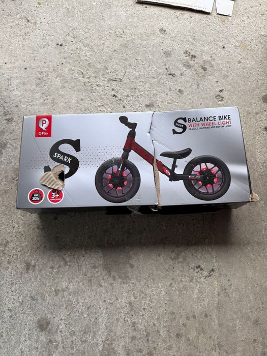 Bicicleta fara pedale QPlay Spark cu leduri Sigilata