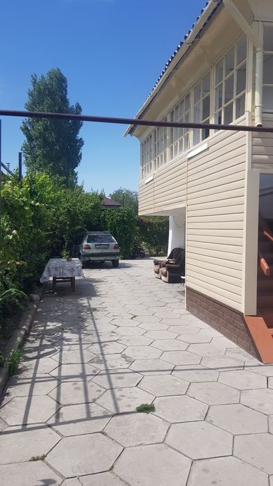 Продам 2-х этажный ДОМ