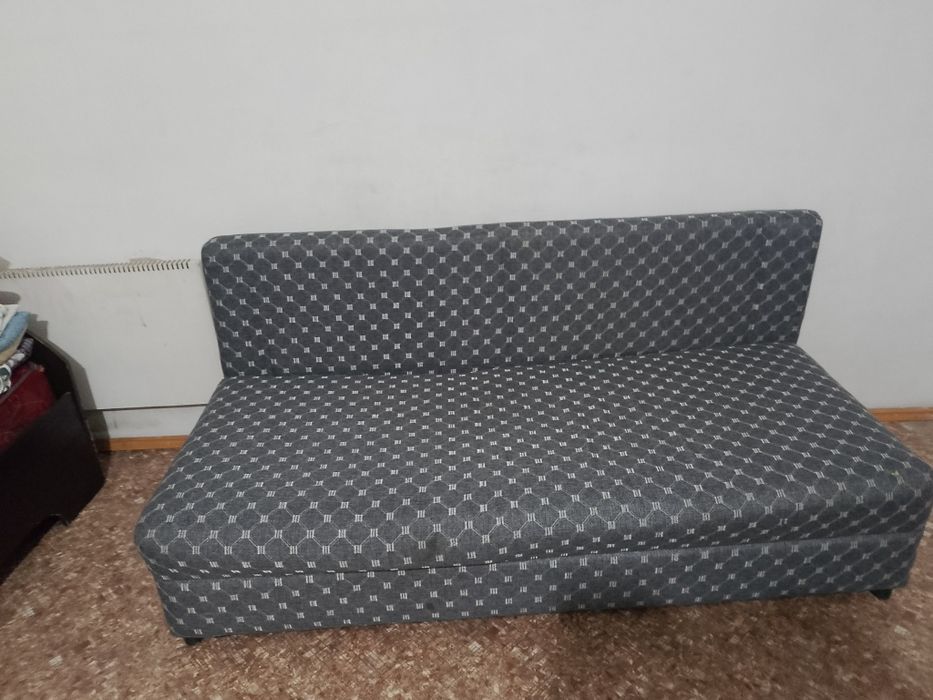 Продам диван не дорого
