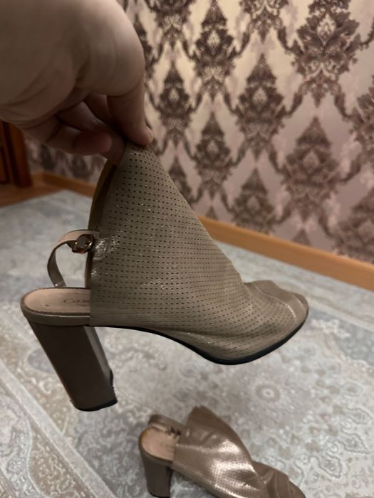 Продам обувь 38 размер