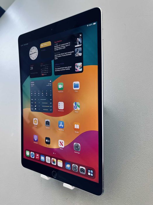 Apple iPad Pro 1gen A1701 10.5' 64GB WiFi / Space Gray + Kутия