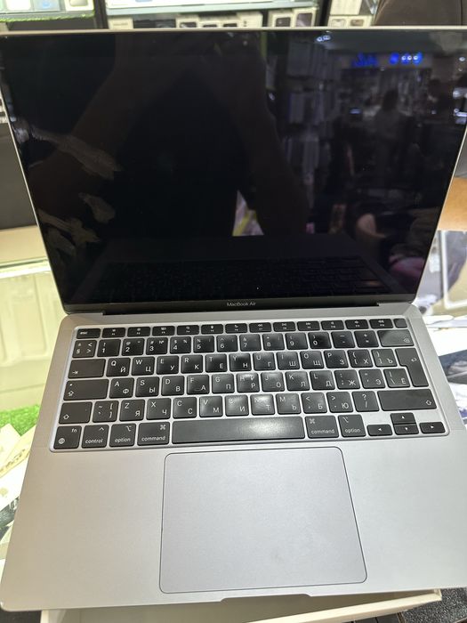 Macbook m1 256/8