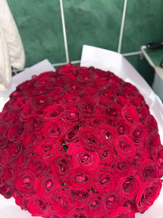 Продам 101 розу свежие, очень пышные