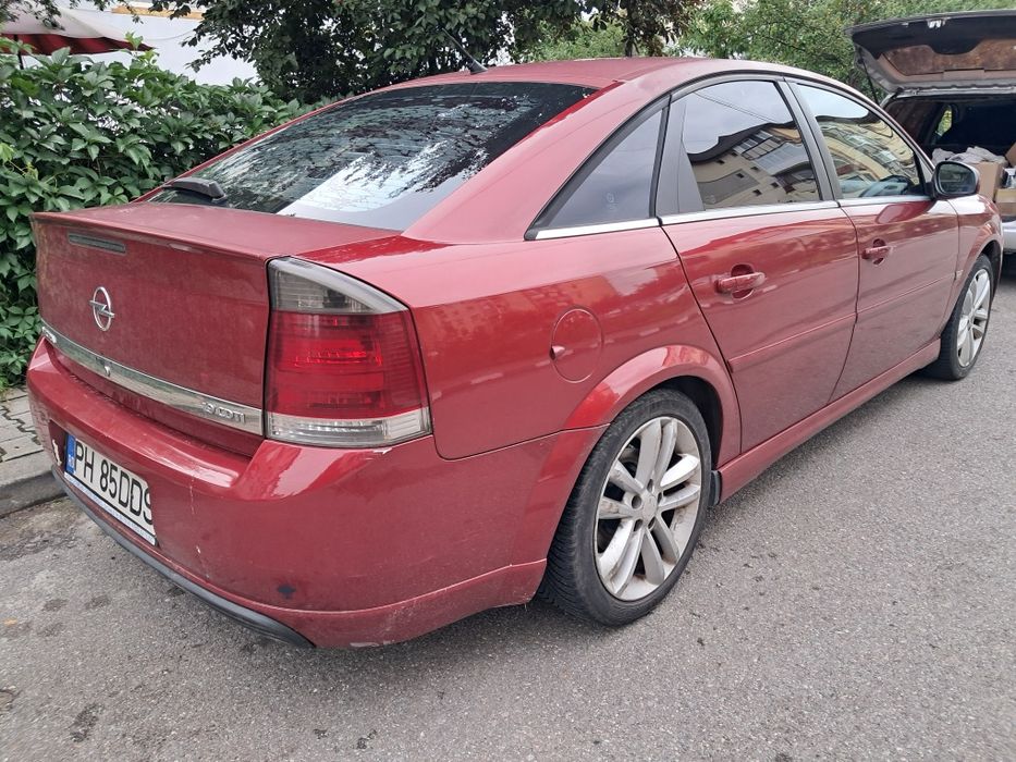 Vectra  , G T S  ,Anul Fabricației 2006,Motorizare  1,9 CDTI